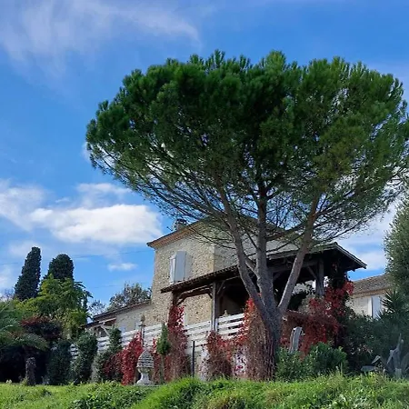 Casa de Férias Domaine De Larroucau