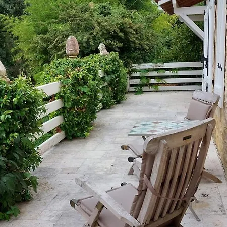 Casa de Férias Domaine De Larroucau *